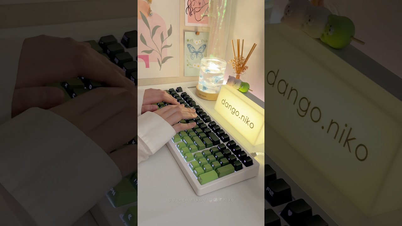 🍃cozy forest green creamy keyboard